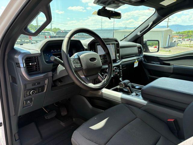 new 2025 Ford F-150 car, priced at $53,540