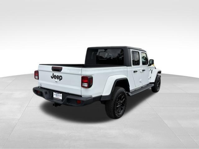 used 2022 Jeep Gladiator car, priced at $28,433