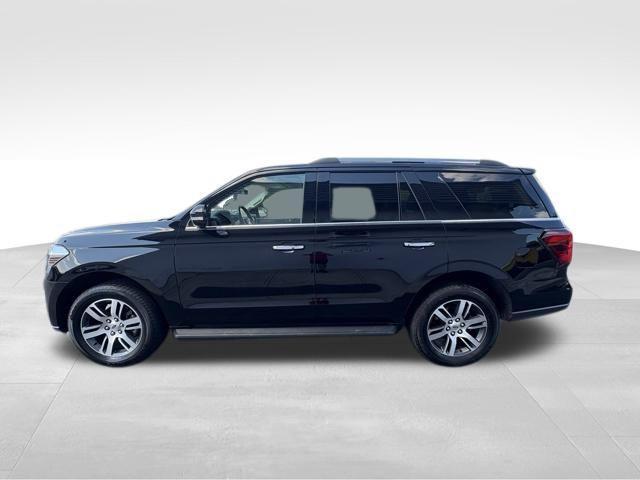 used 2024 Ford Expedition car, priced at $59,088