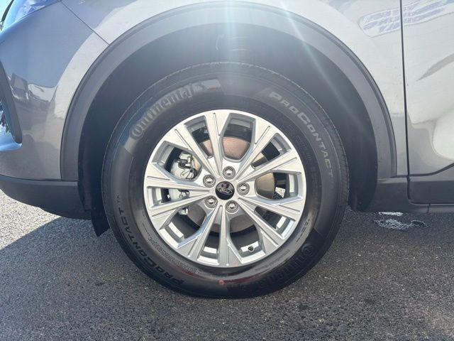 new 2025 Ford Escape car, priced at $28,999