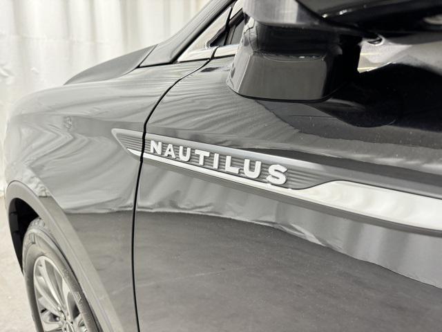 used 2021 Lincoln Nautilus car, priced at $24,998