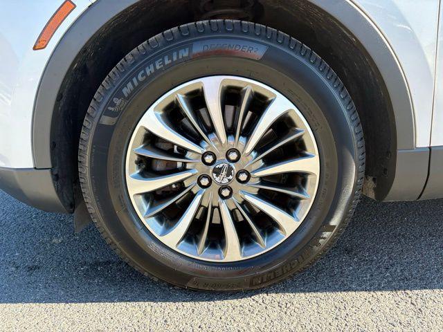 used 2019 Lincoln Nautilus car, priced at $17,744