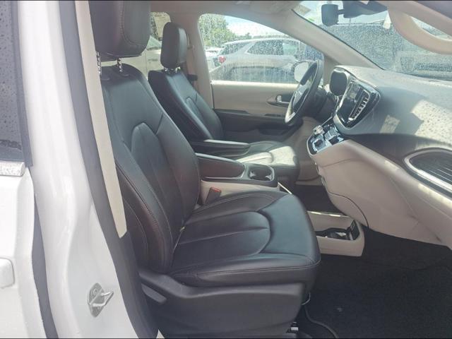 used 2024 Chrysler Pacifica car, priced at $29,899