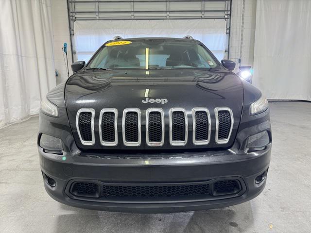 used 2014 Jeep Cherokee car, priced at $6,995