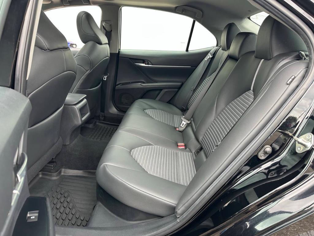 used 2018 Toyota Camry Hybrid car, priced at $17,995