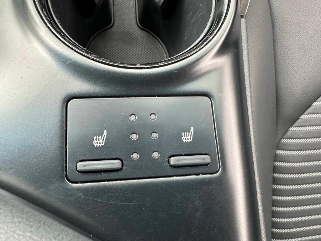 used 2018 Toyota Camry Hybrid car, priced at $17,995