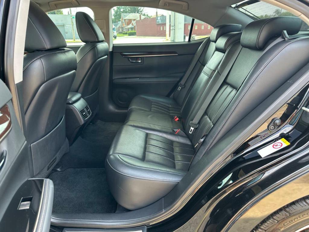 used 2016 Lexus ES 350 car, priced at $17,995