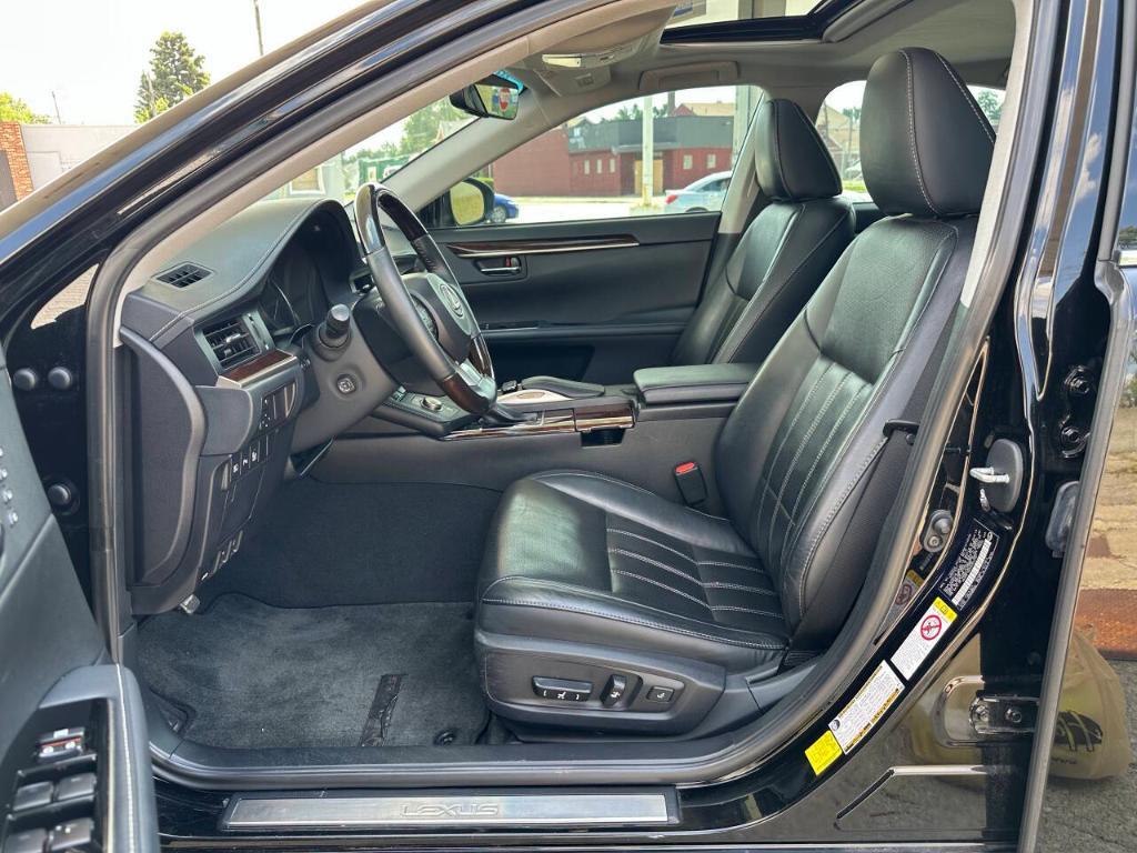 used 2016 Lexus ES 350 car, priced at $17,995
