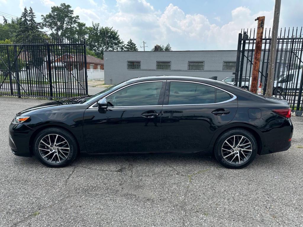 used 2016 Lexus ES 350 car, priced at $17,995