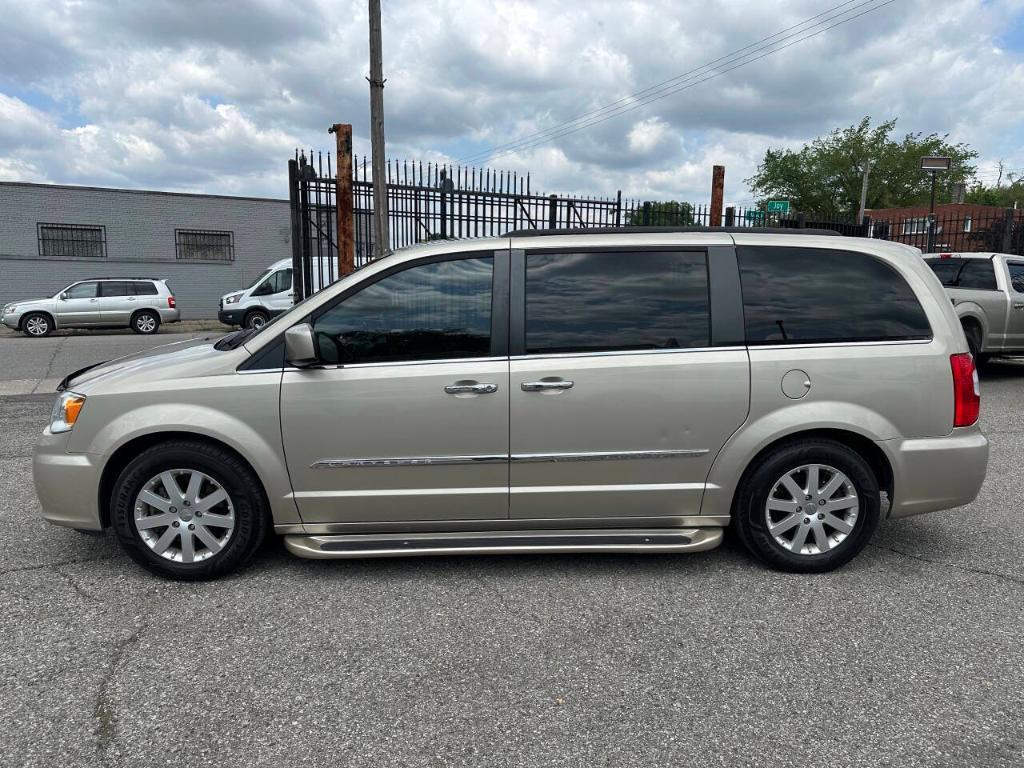 used 2016 Chrysler Town & Country car, priced at $11,995