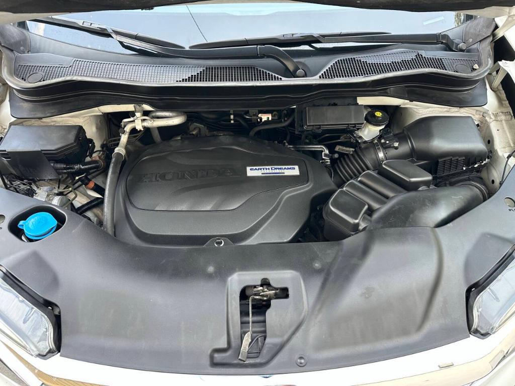 used 2020 Honda Pilot car, priced at $18,995