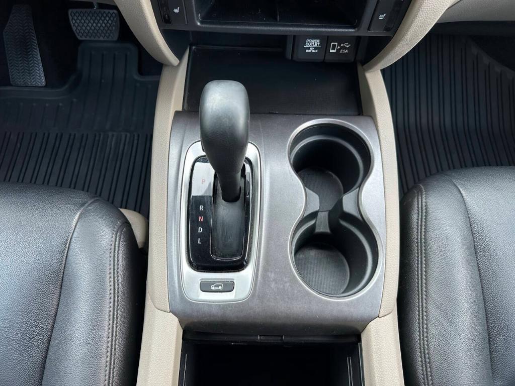 used 2020 Honda Pilot car, priced at $18,995