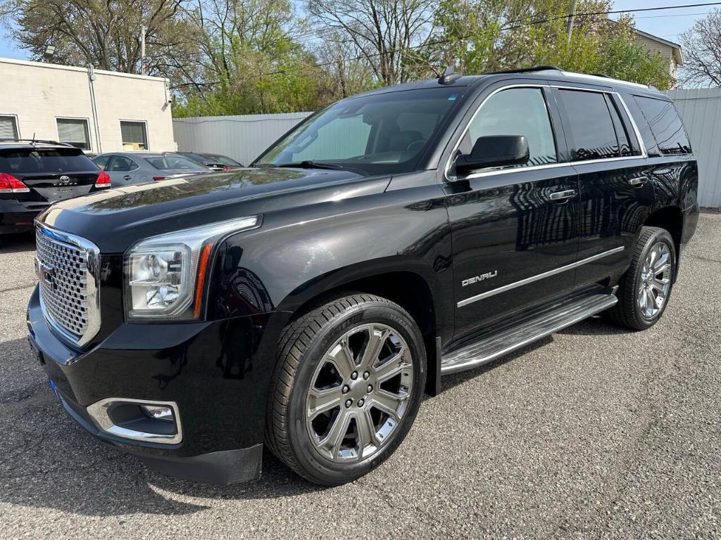 used 2015 GMC Yukon car, priced at $21,995