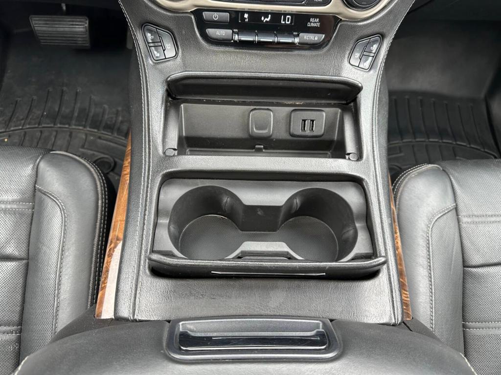 used 2015 GMC Yukon car, priced at $21,995