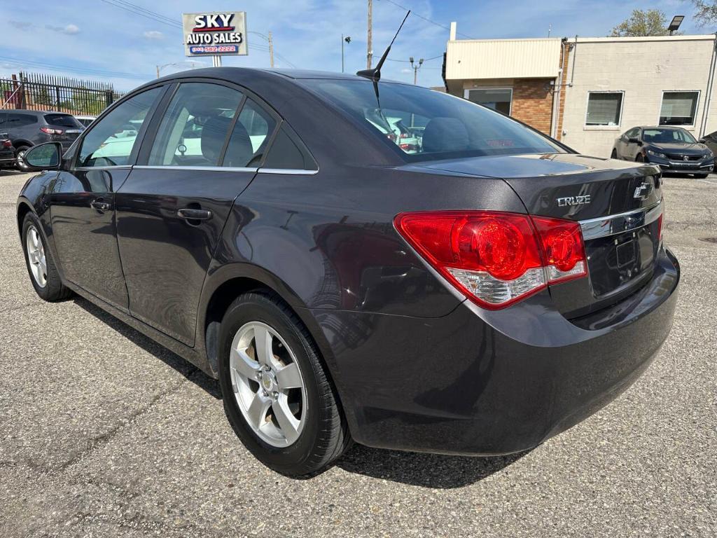 used 2014 Chevrolet Cruze car, priced at $5,495