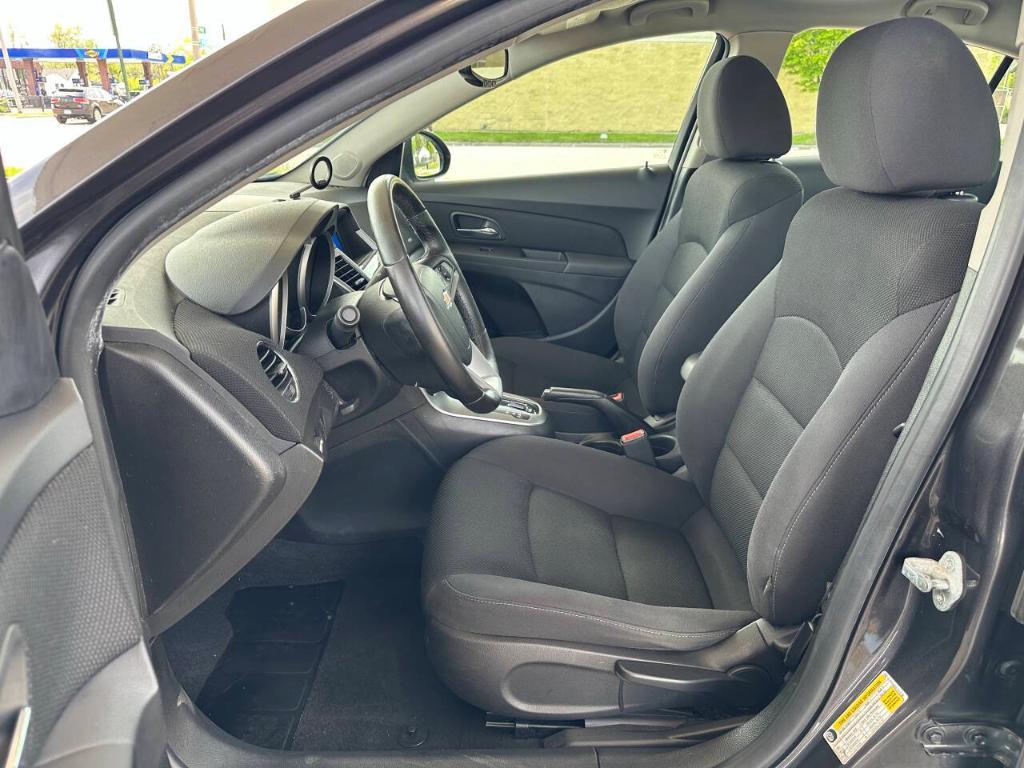 used 2014 Chevrolet Cruze car, priced at $5,495