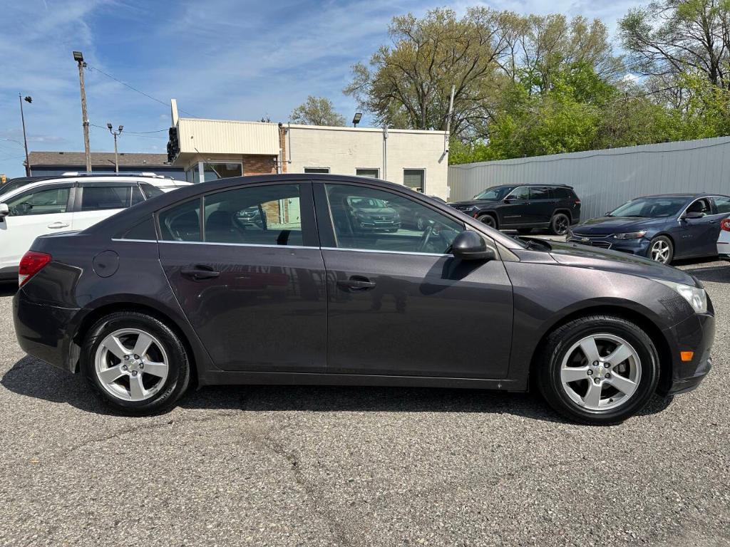 used 2014 Chevrolet Cruze car, priced at $5,495