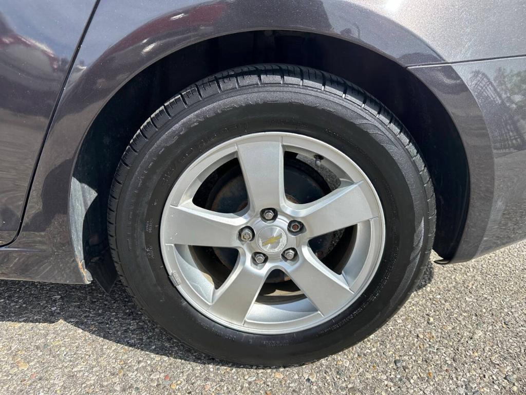 used 2014 Chevrolet Cruze car, priced at $5,495