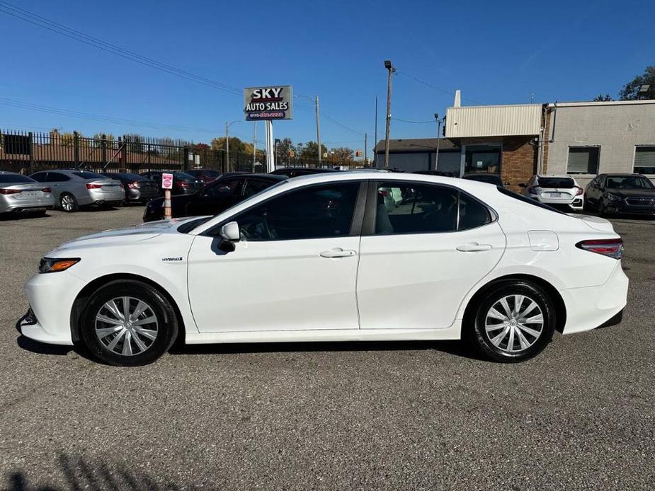 used 2018 Toyota Camry Hybrid car, priced at $19,995