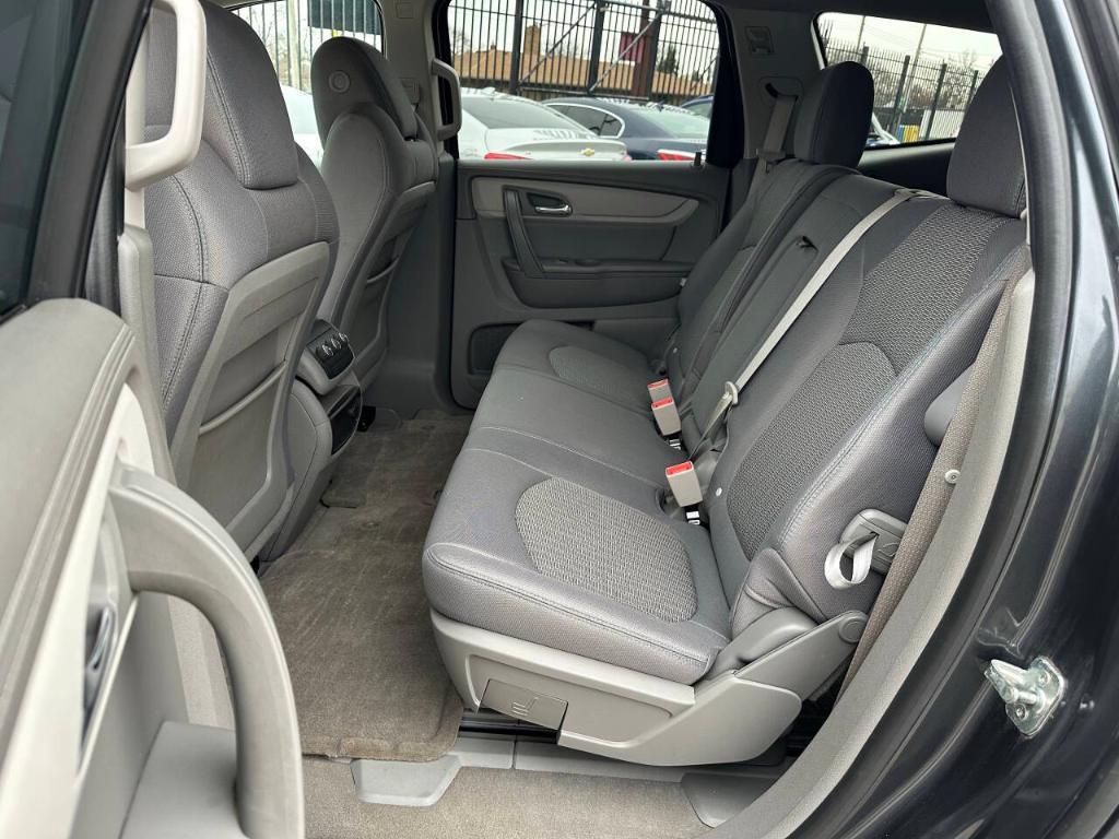 used 2013 Chevrolet Traverse car, priced at $9,995
