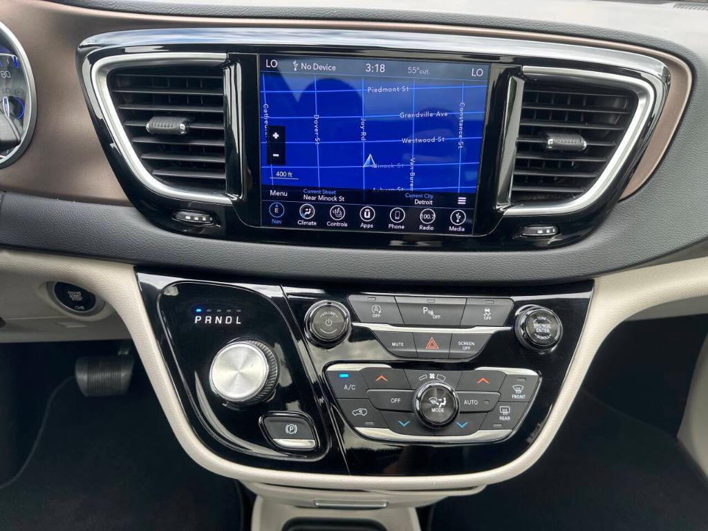 used 2018 Chrysler Pacifica car, priced at $17,995