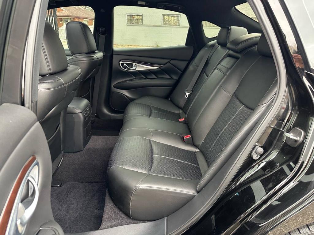 used 2018 INFINITI Q70 car, priced at $22,995