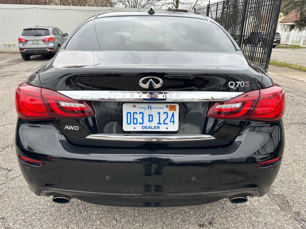 used 2018 INFINITI Q70 car, priced at $22,995