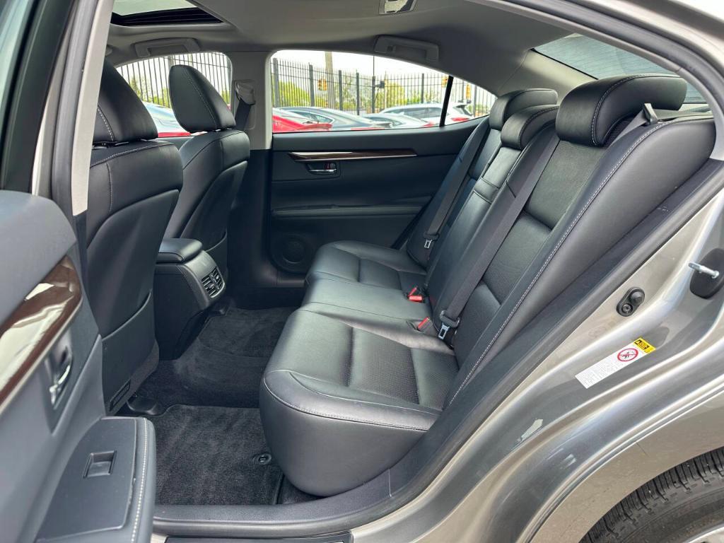 used 2015 Lexus ES 350 car, priced at $18,995