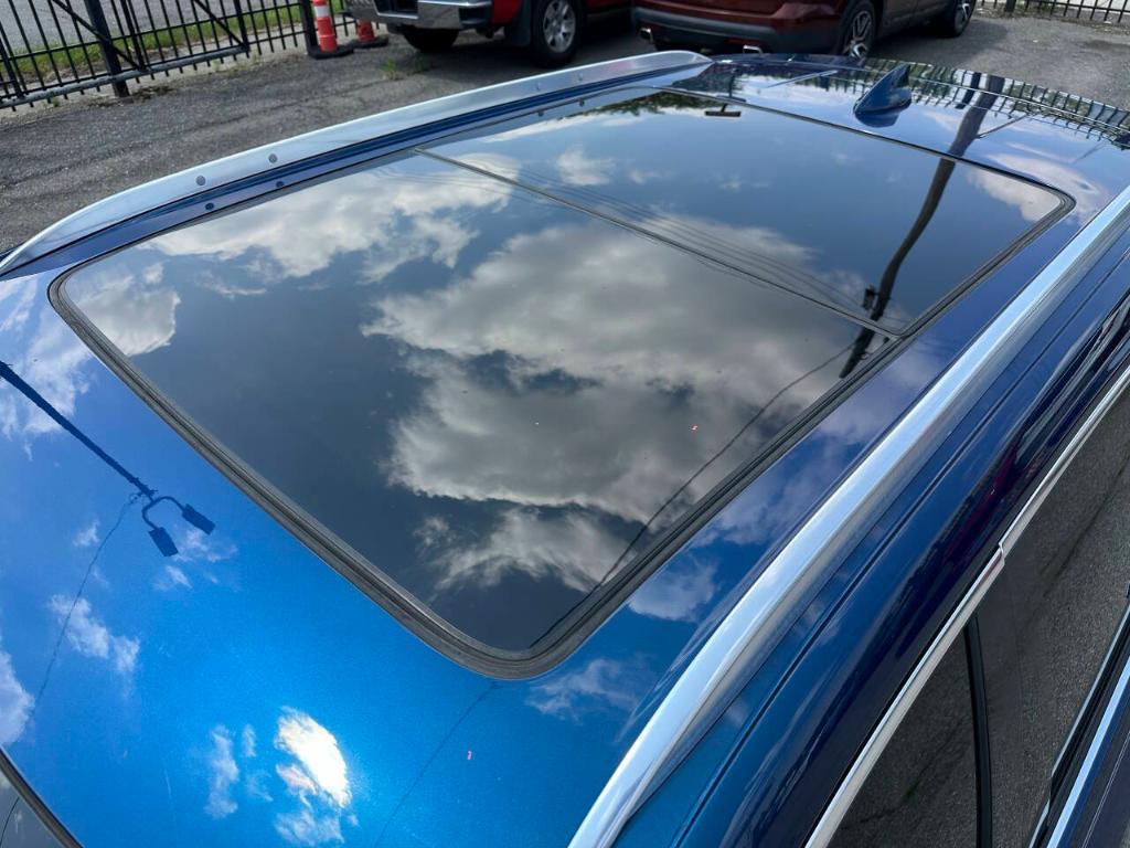 used 2019 Cadillac XT4 car, priced at $17,995