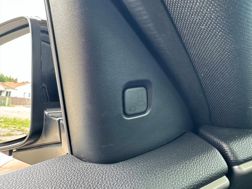 used 2020 Acura RDX car, priced at $23,995