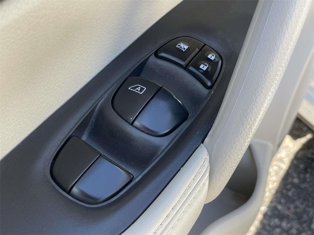 used 2019 Nissan Rogue Sport car, priced at $17,777
