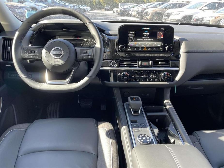 new 2024 Nissan Pathfinder car, priced at $40,300