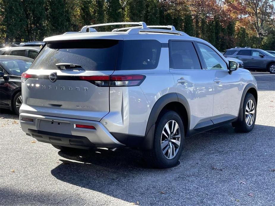 new 2024 Nissan Pathfinder car, priced at $40,300