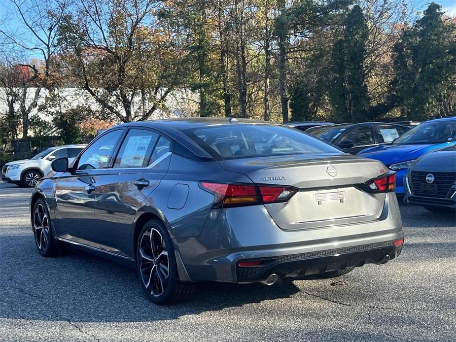 new 2025 Nissan Altima car, priced at $30,400