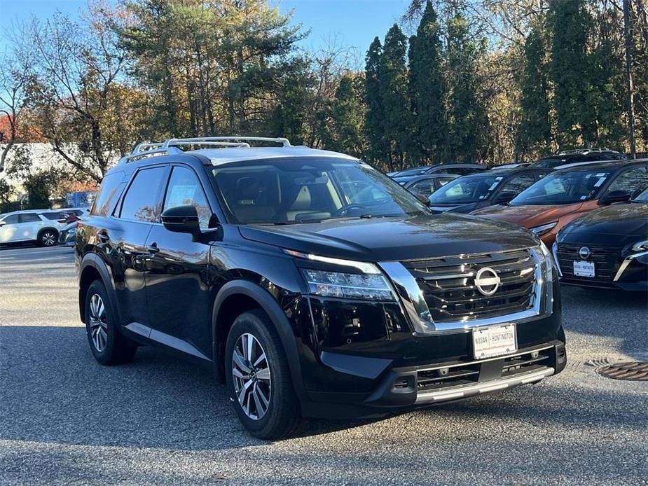 new 2024 Nissan Pathfinder car, priced at $43,400