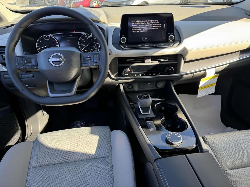 new 2025 Nissan Rogue car, priced at $33,000