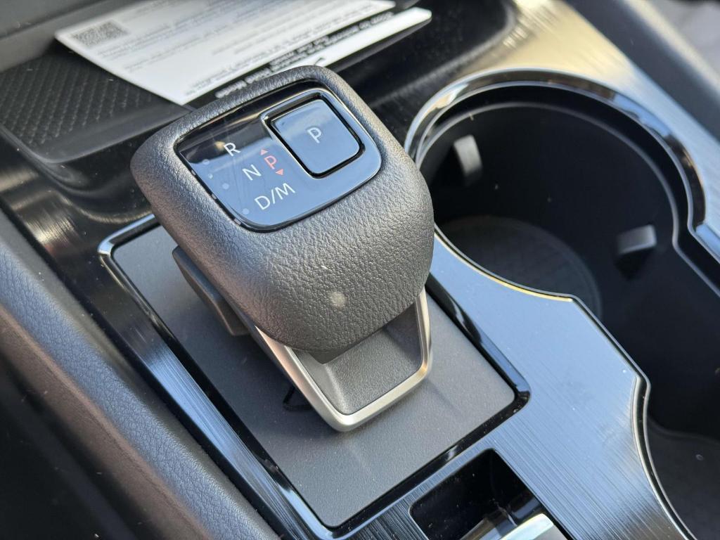 new 2025 Nissan Rogue car, priced at $33,000