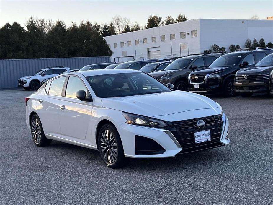 new 2025 Nissan Altima car, priced at $26,500