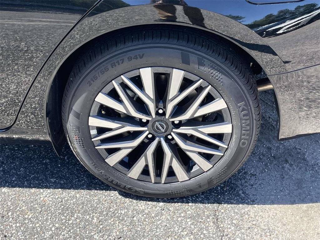 new 2025 Nissan Altima car