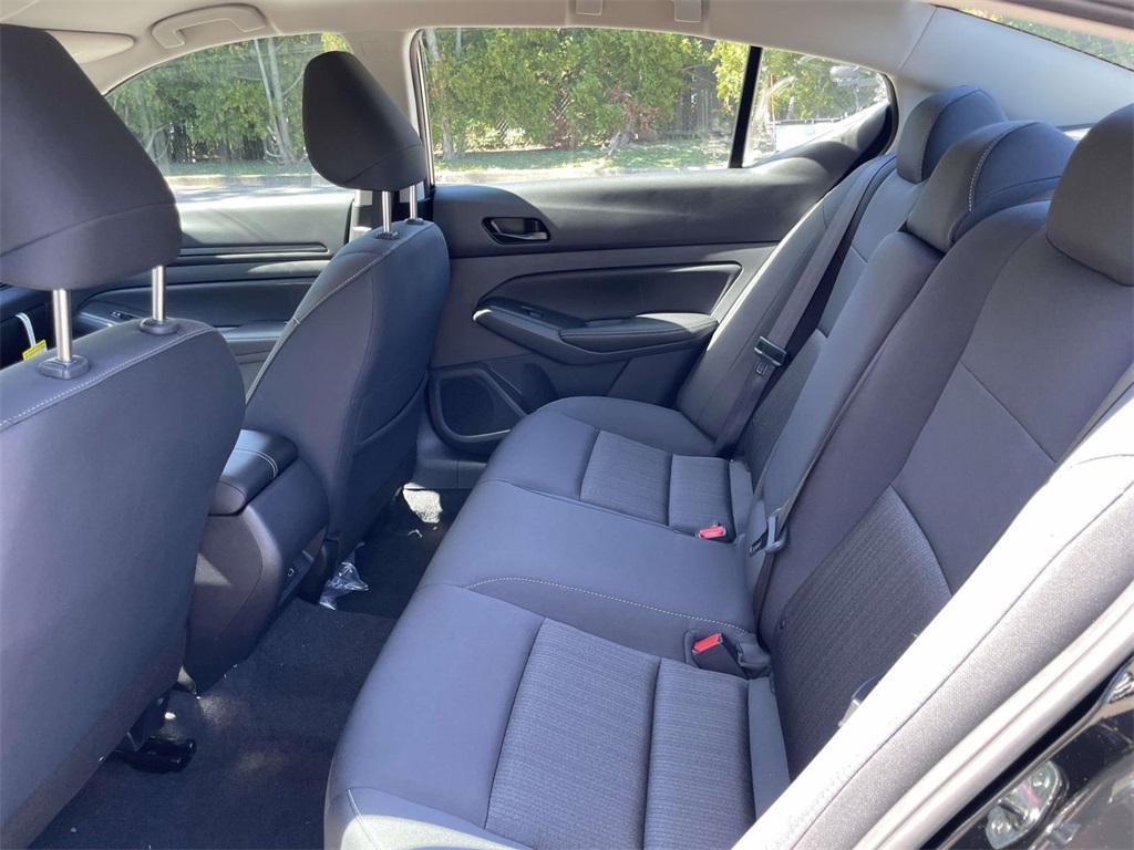 new 2025 Nissan Altima car