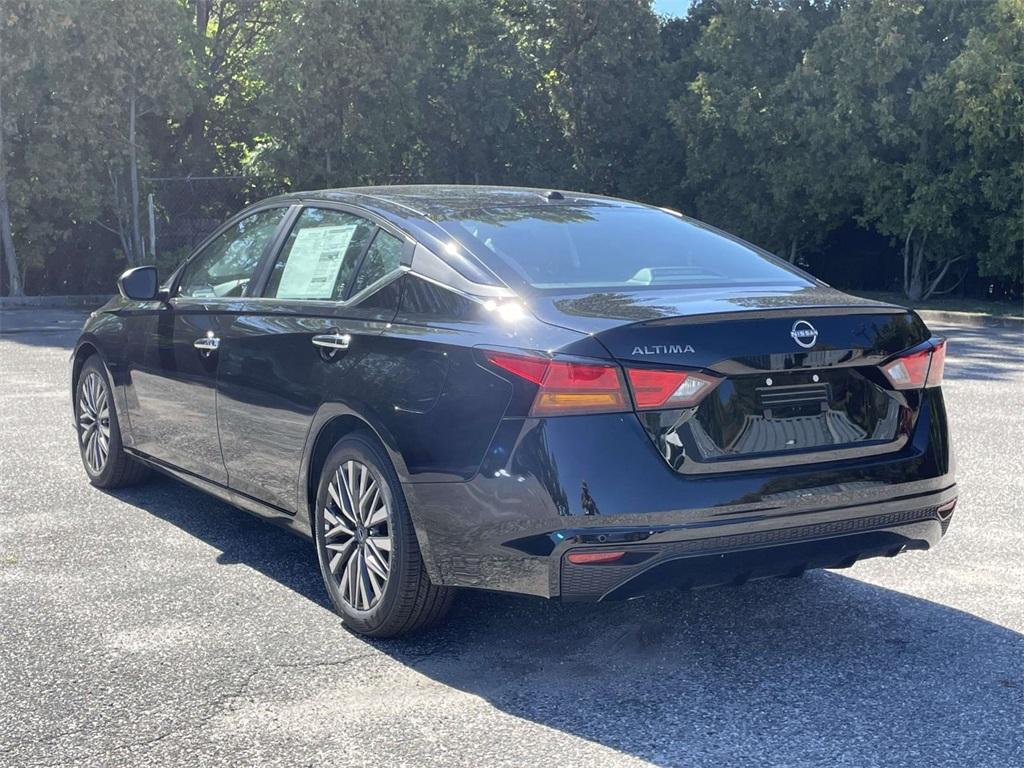 new 2025 Nissan Altima car