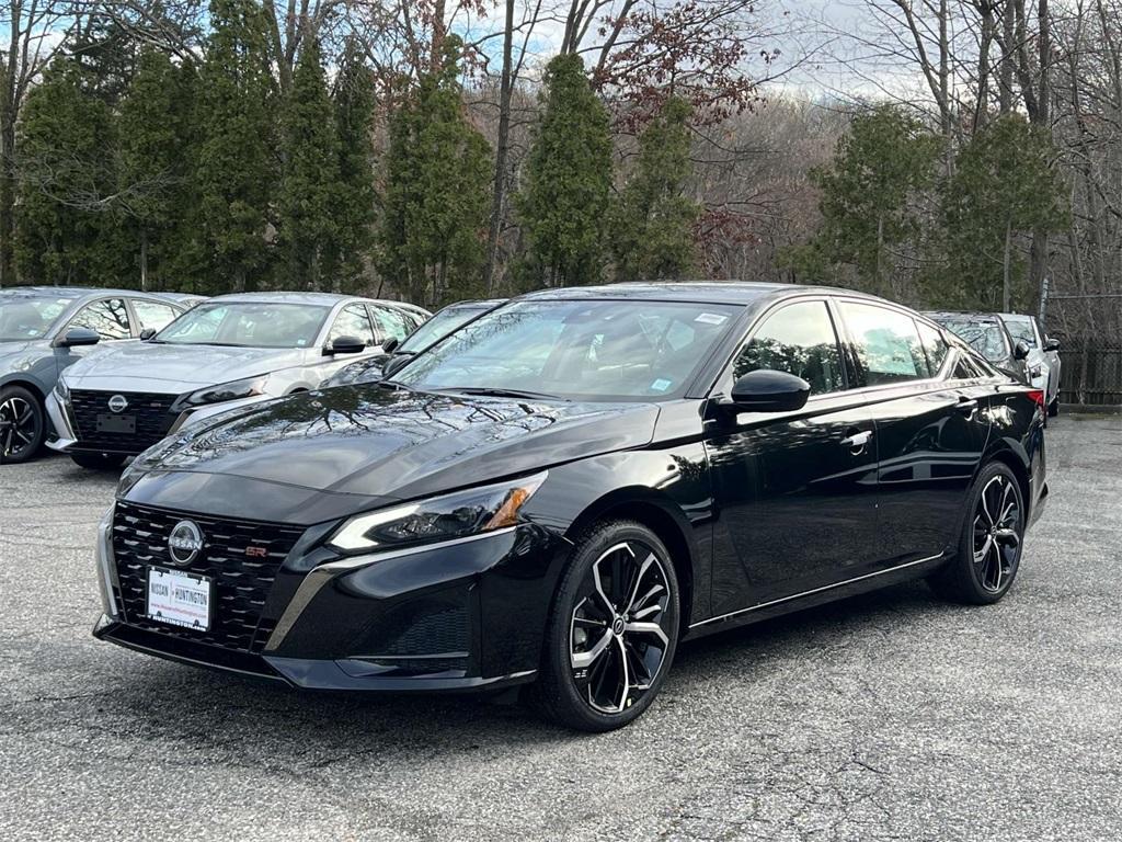 new 2025 Nissan Altima car, priced at $27,700