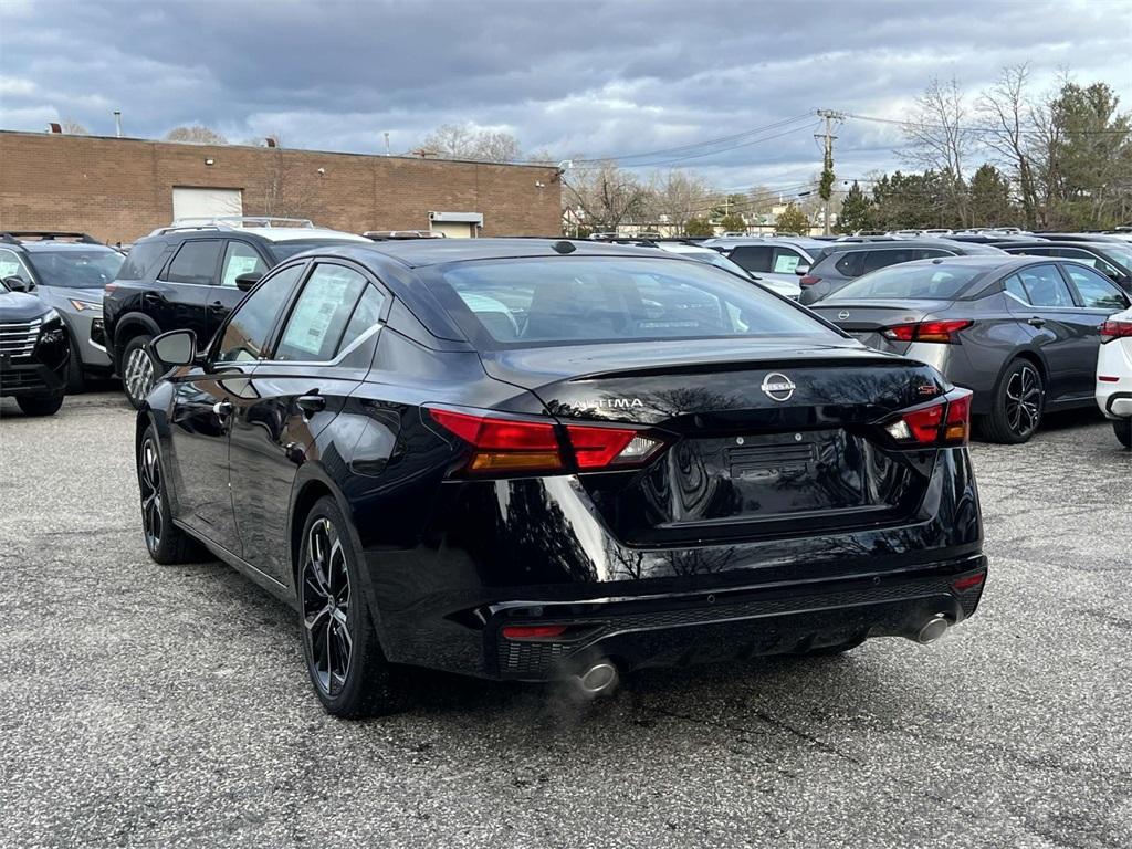 new 2025 Nissan Altima car, priced at $27,700