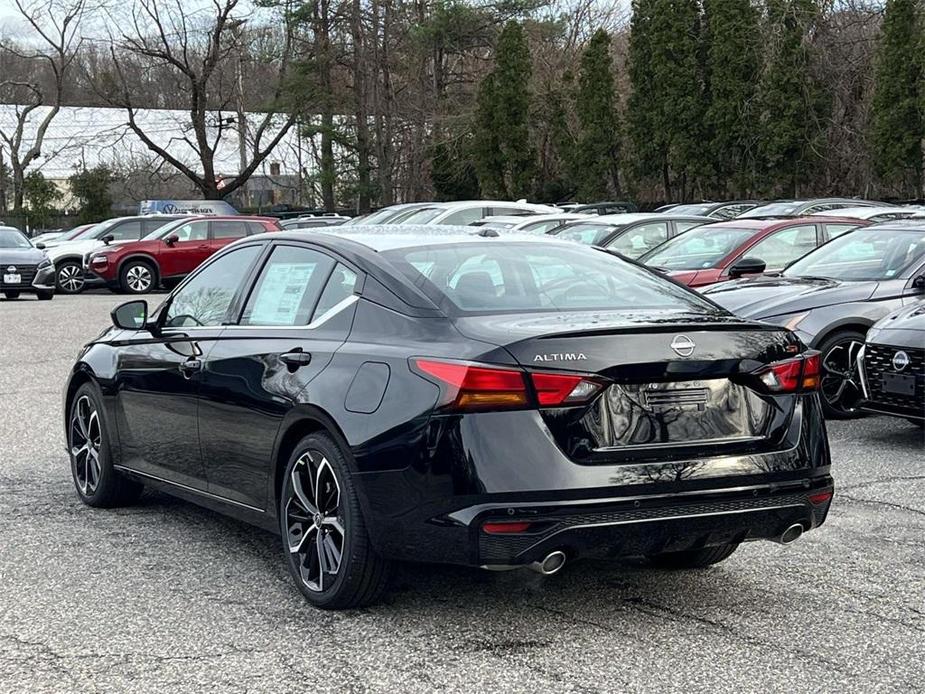 new 2025 Nissan Altima car, priced at $27,776