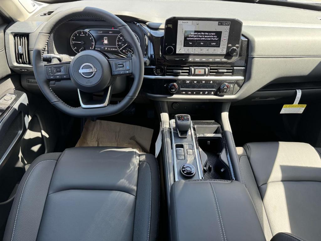 new 2025 Nissan Pathfinder car
