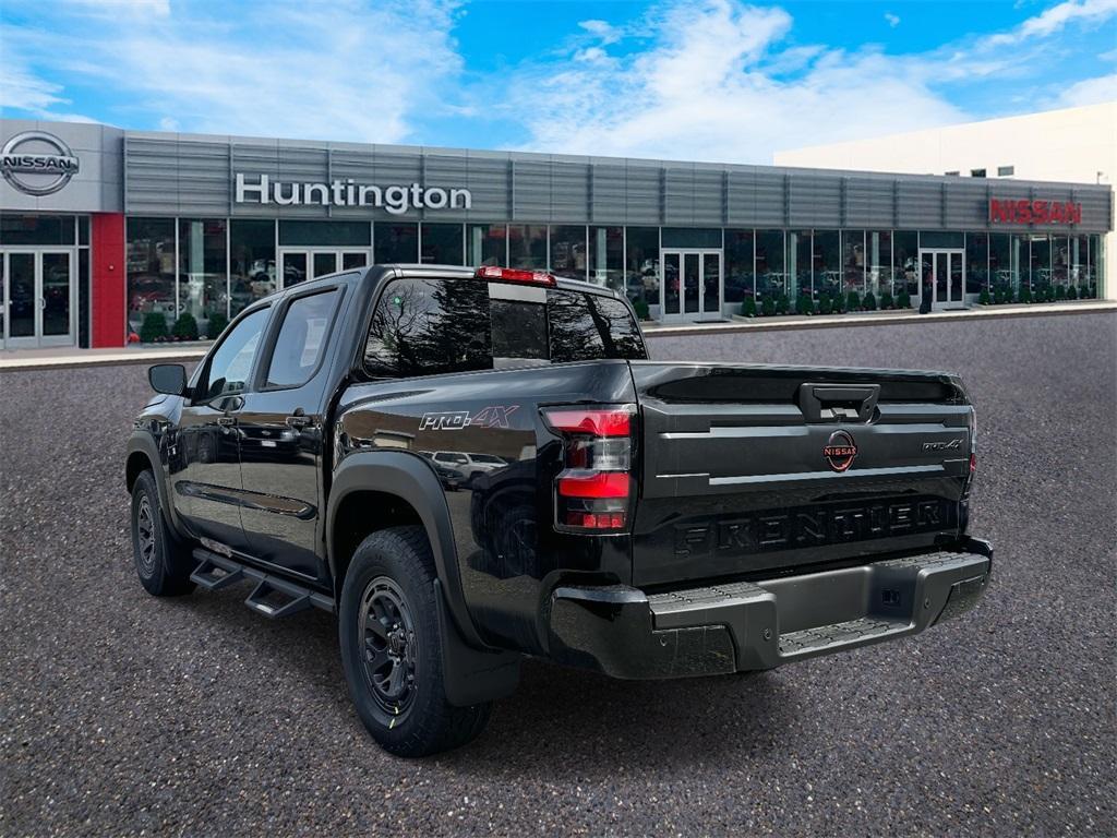 new 2025 Nissan Frontier car