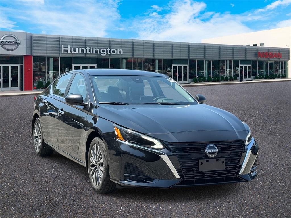 new 2025 Nissan Altima car