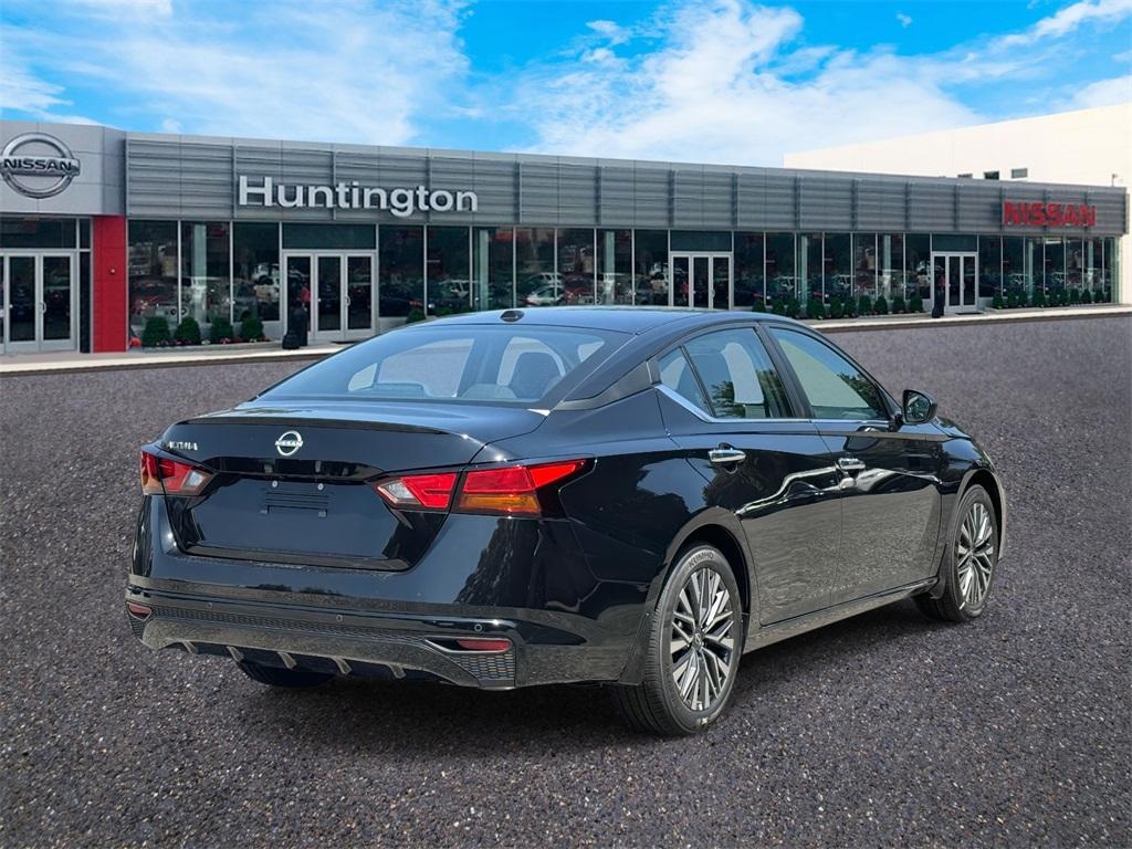 new 2025 Nissan Altima car