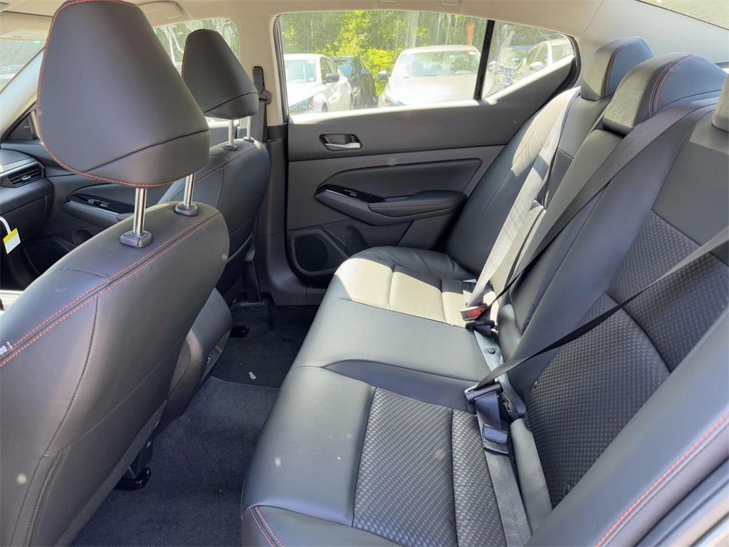 new 2025 Nissan Altima car