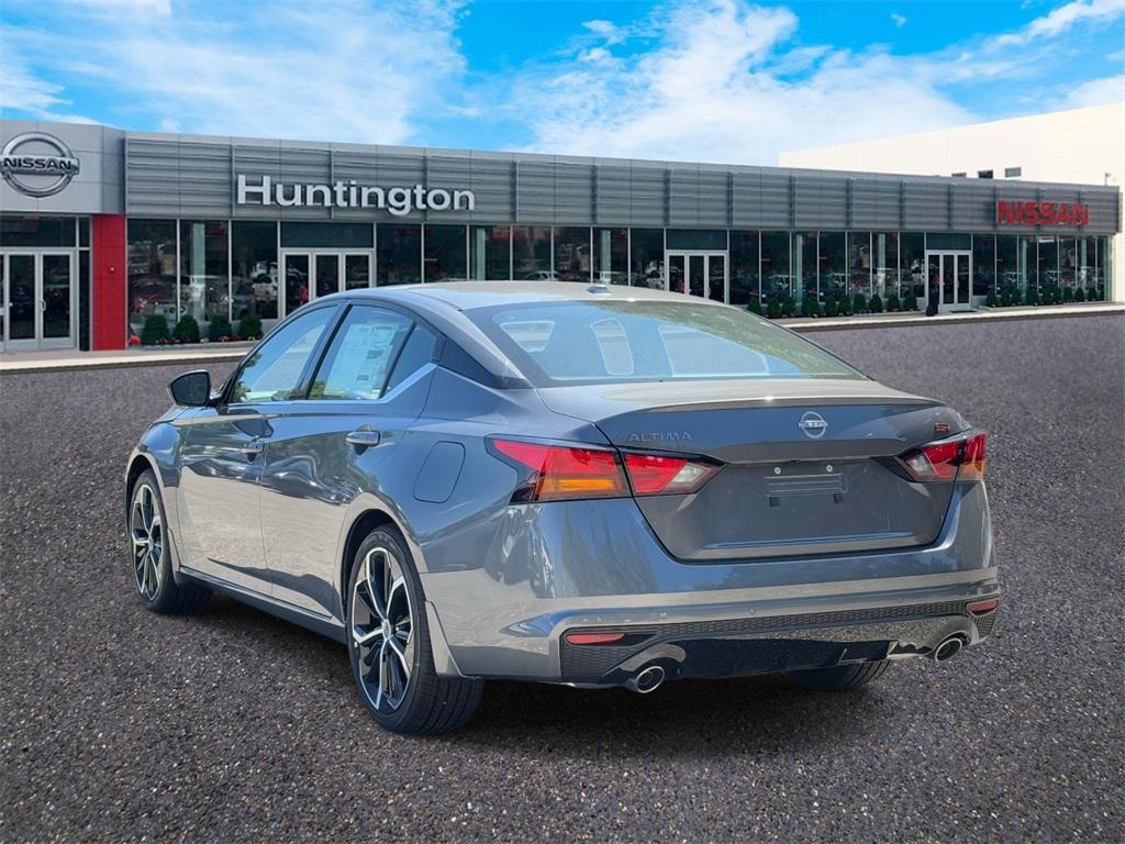 new 2025 Nissan Altima car